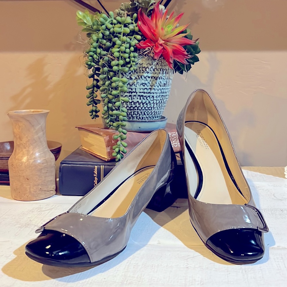 Naturalizer Square Heel
